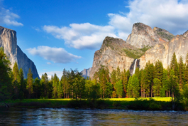 Yosemite National Park - view of Half Dome